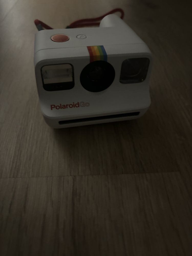 Aparat polaroid go