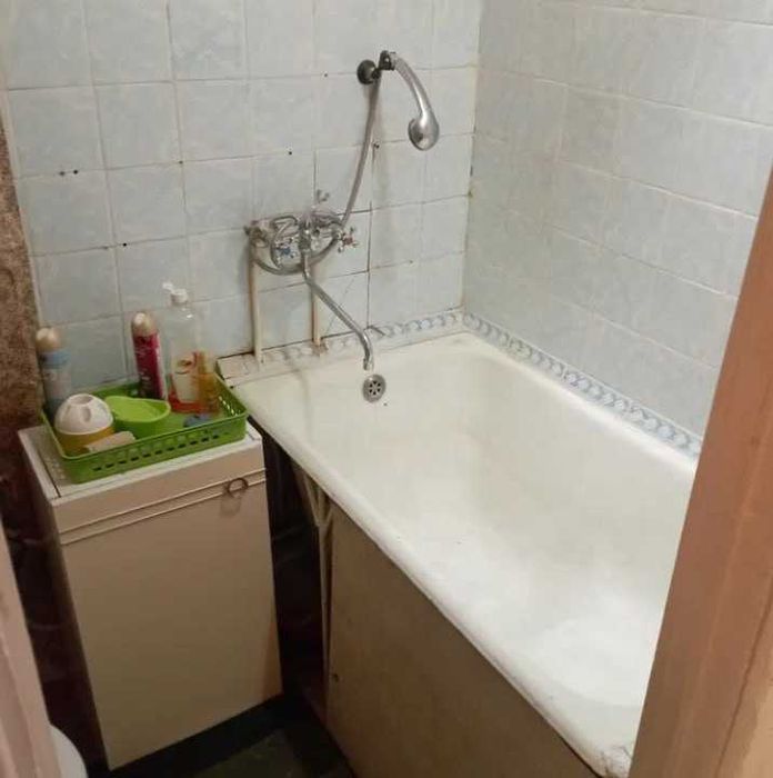 Продаж 1-кімнатної квартири вул. Засумська. 5/9 поверх. Площа 32 м²