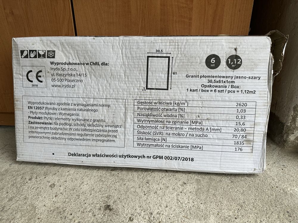 Płytki granitowe płomieniowany jasnoszary, cokoły gratis