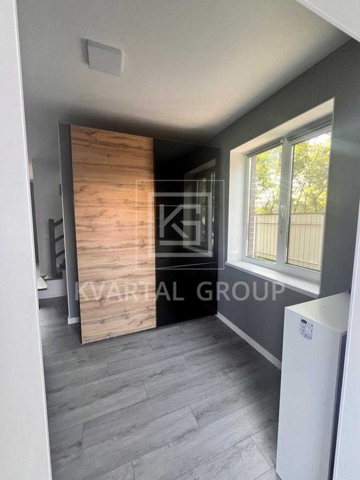 БЕЗ КОМІСІЇ! Дуплекс з ремонтом і меблями. ОКРЕМИЙ заїзд