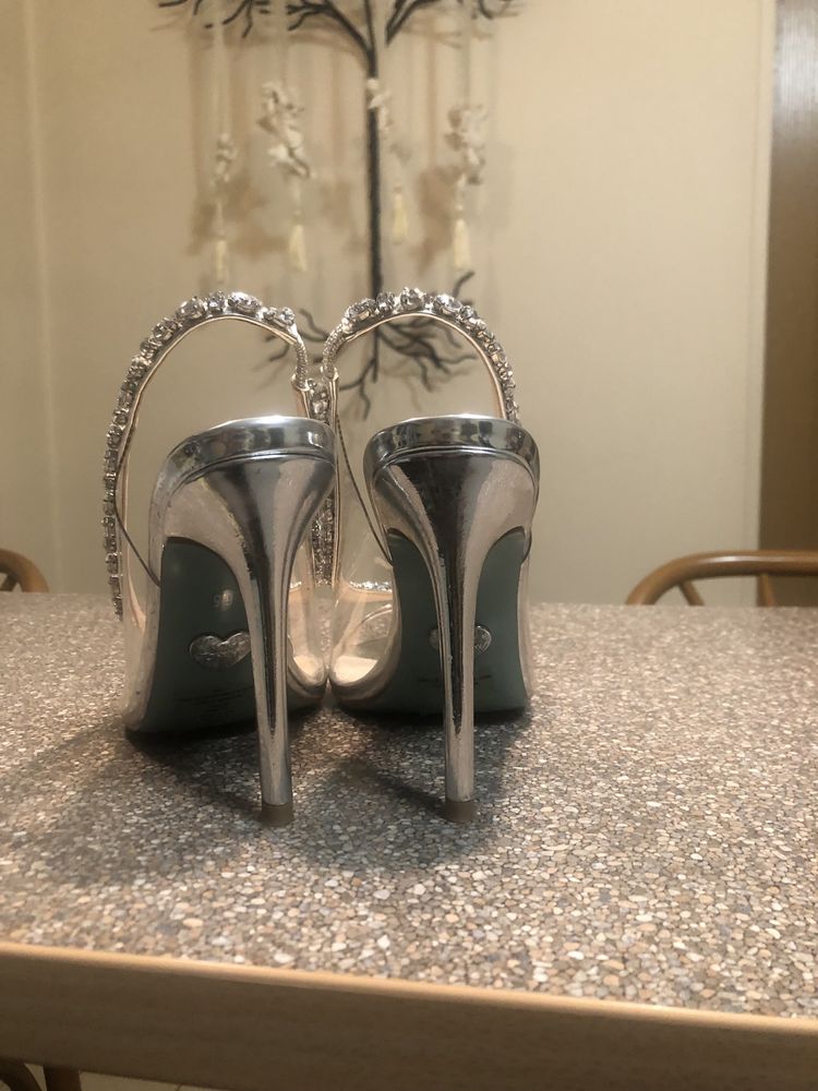 Buty srebrne - kryształy