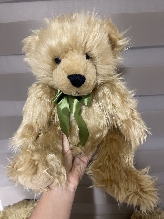 Мягкі іграшки гарні ведмедики