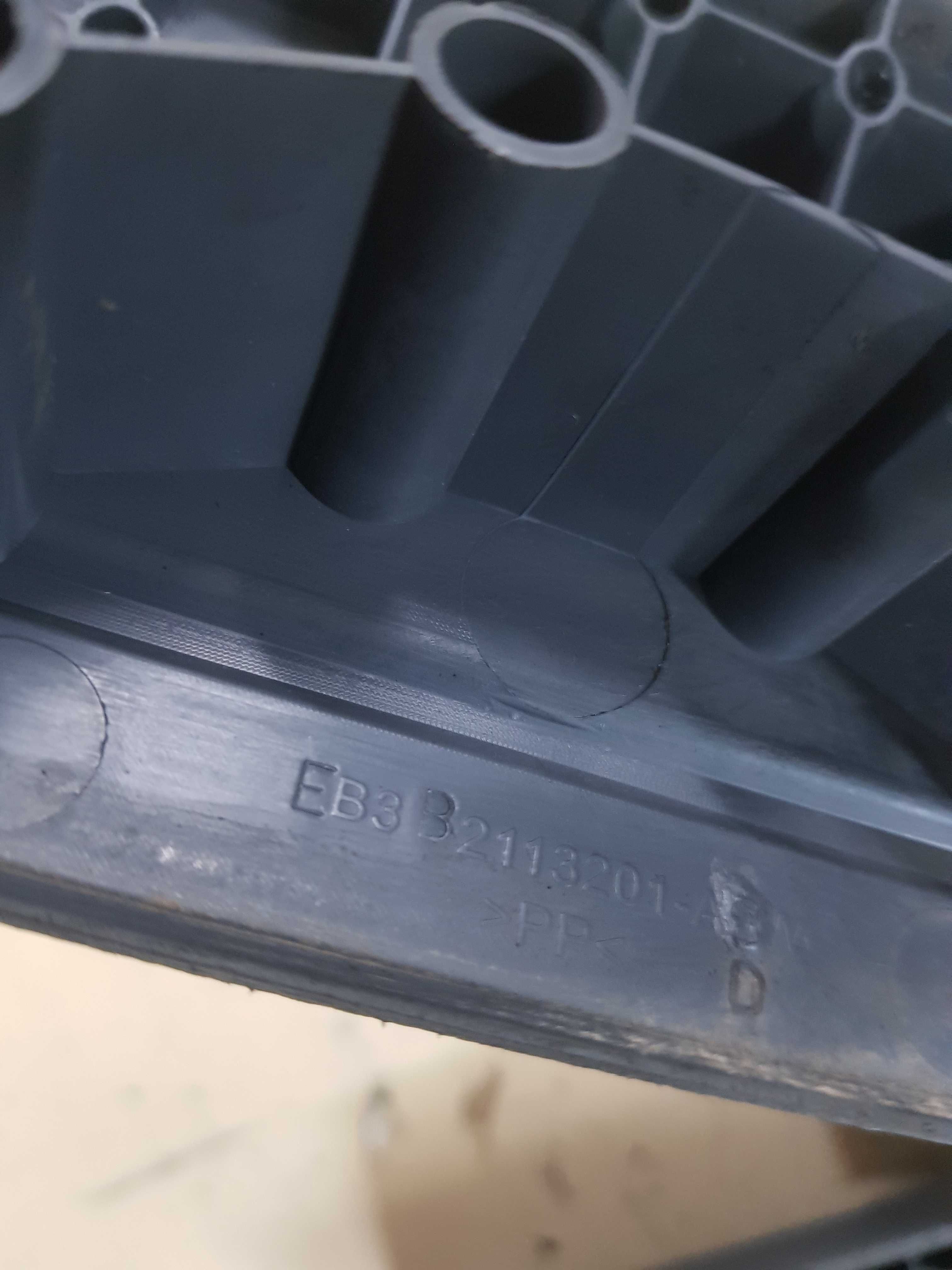 Ford Ranger 3.2 2018r listwa progowa wewn lewa prawa przód tył