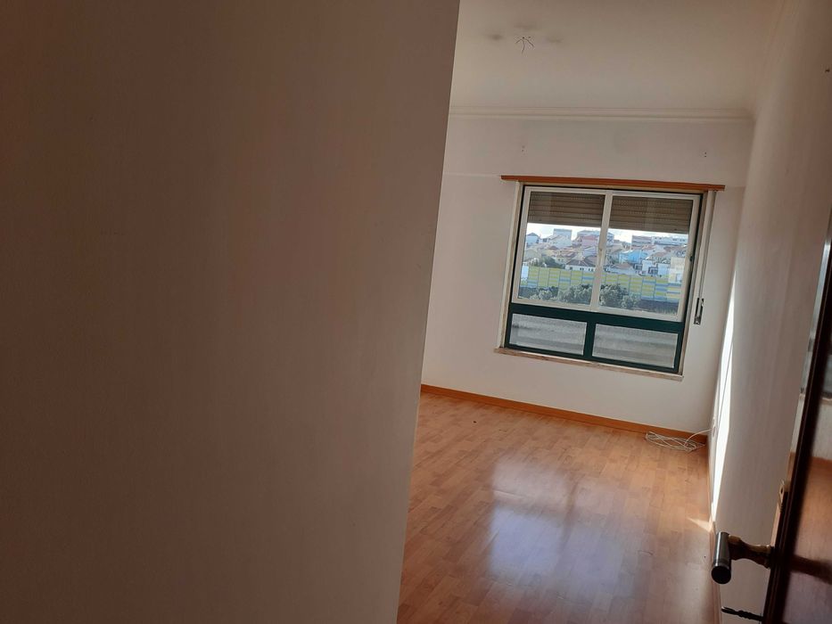 T3 Bairro do Estacal  São João  da Talha