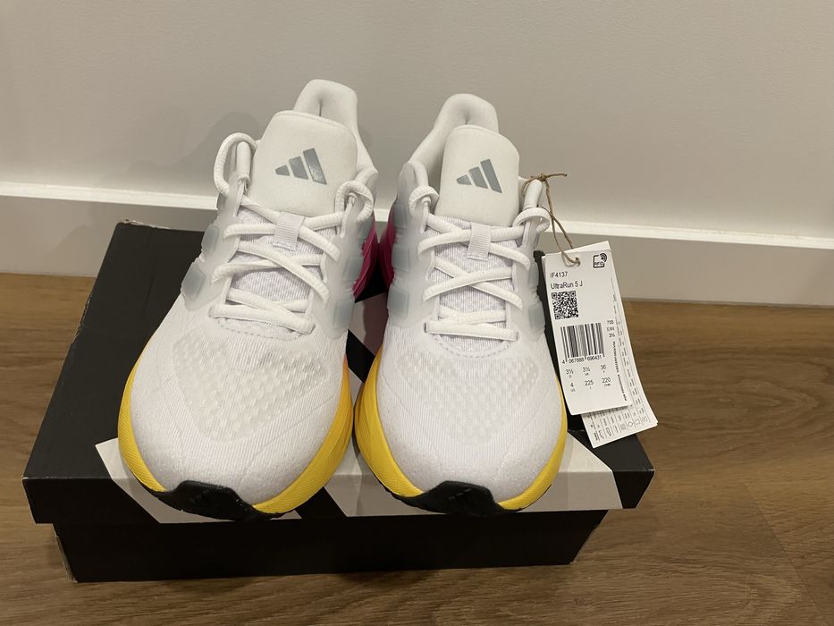 Sapatilhas Adidas 36 novas