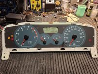 Nissan Terrano reparação quadrantes  painel de instrumentos.