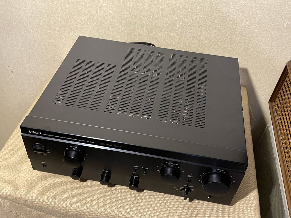 Музыкальный HI-FI усилитель премиум класса DENON PMA-860 (2х135Вт)