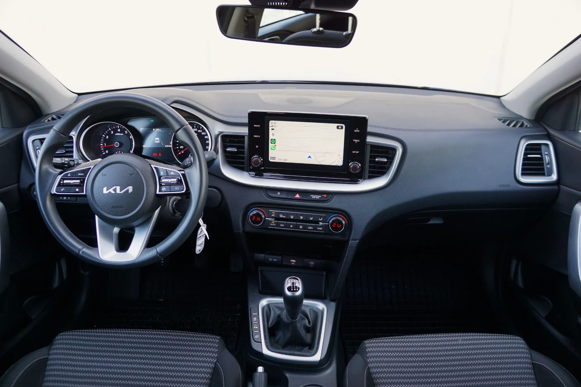 Kia Ceed 1.5 T-GDI M SalonPL ASO Tempomat/KameraCofania/AppleCarPlay/LaneAssist