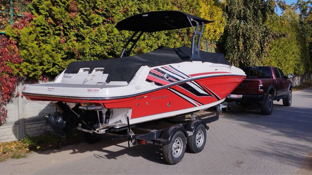 Motorówka - BAYLINER VR6E z 2023 roku