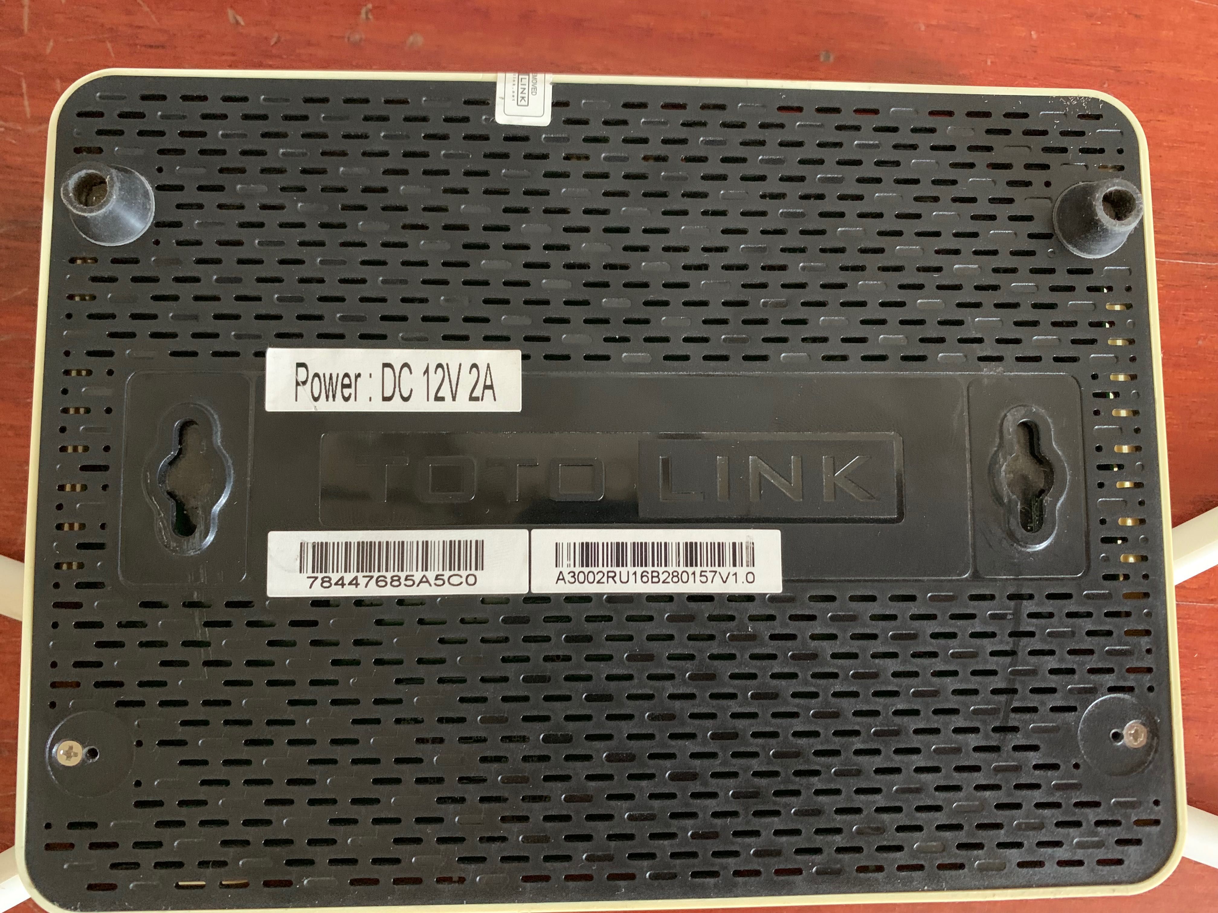 WI FI маршрутизатор TOTOLINK A3002RU