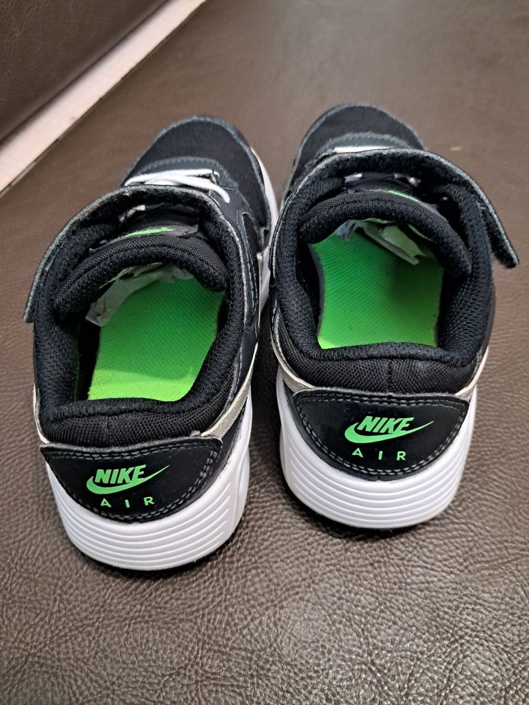 Кроссовки Nike детские оригинал р.30-31 стельк 18.5-20 см.