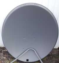 Antena satelitarna COR-900