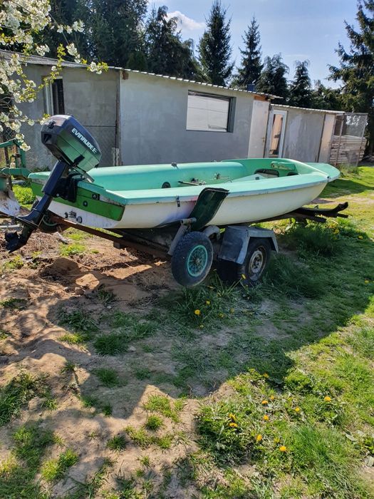 Sprzedam łódkę z silnikiem