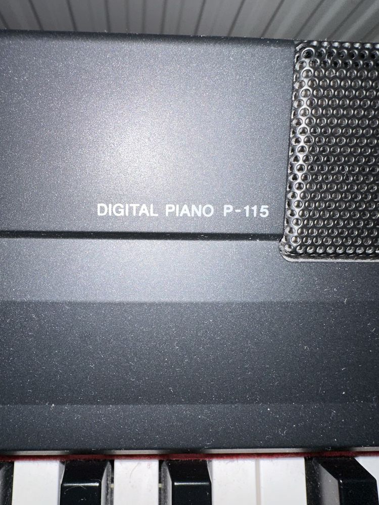 Pianino Yamaha P-115
