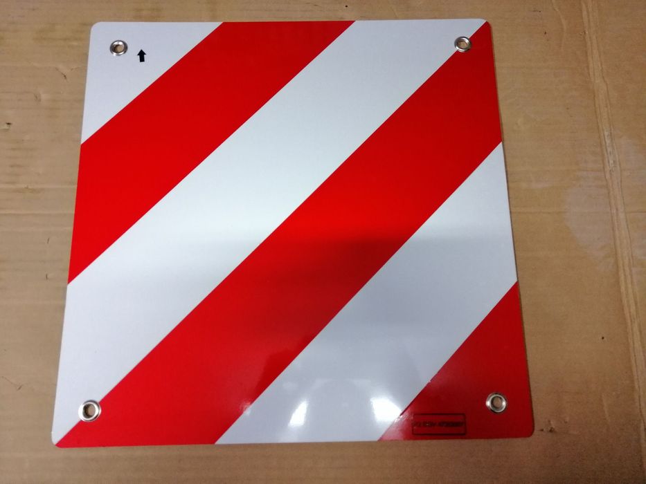 Placa refletora P2 de carga que excede comprimento