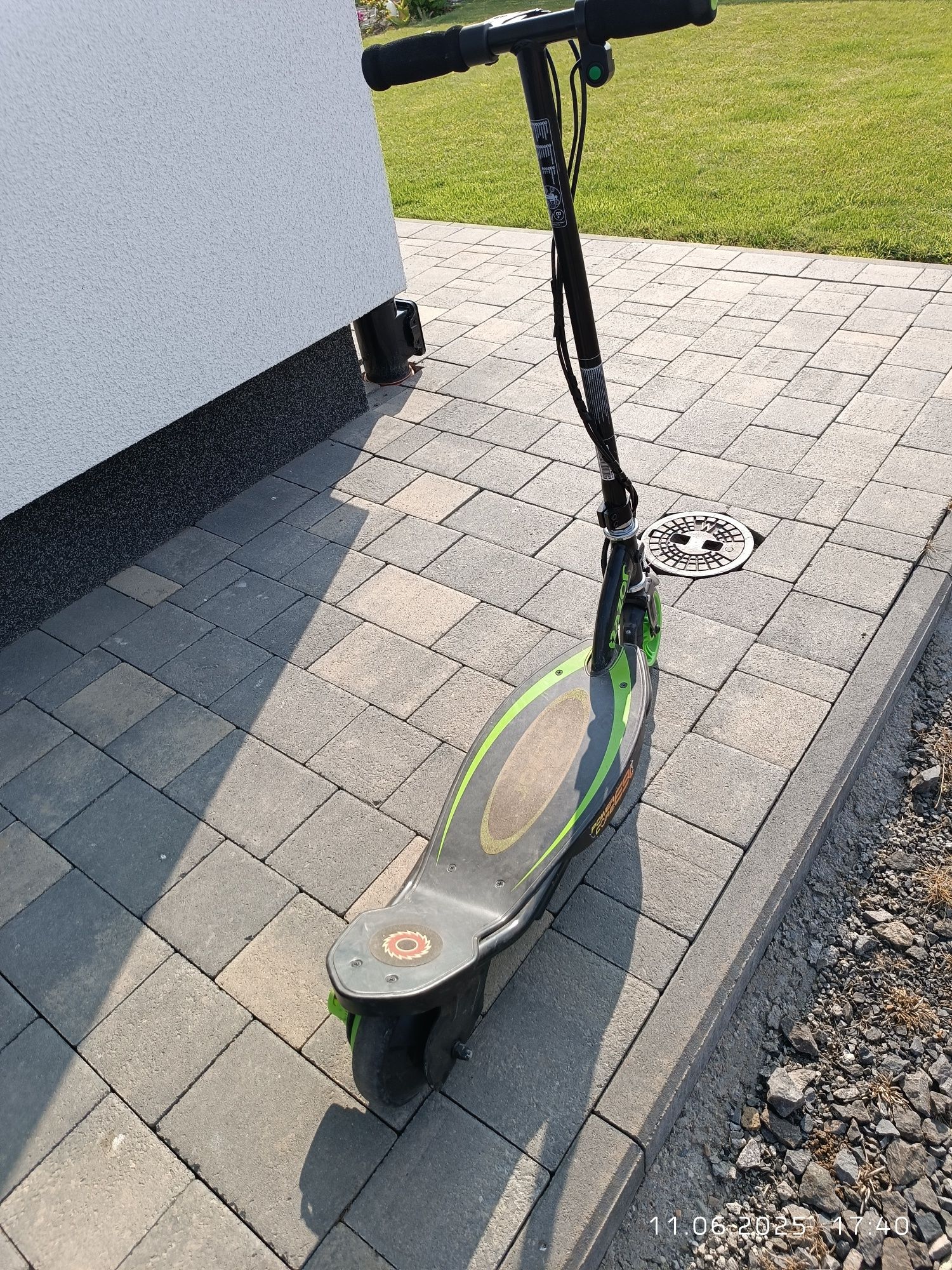 hulajnoga elektryczna razor e90