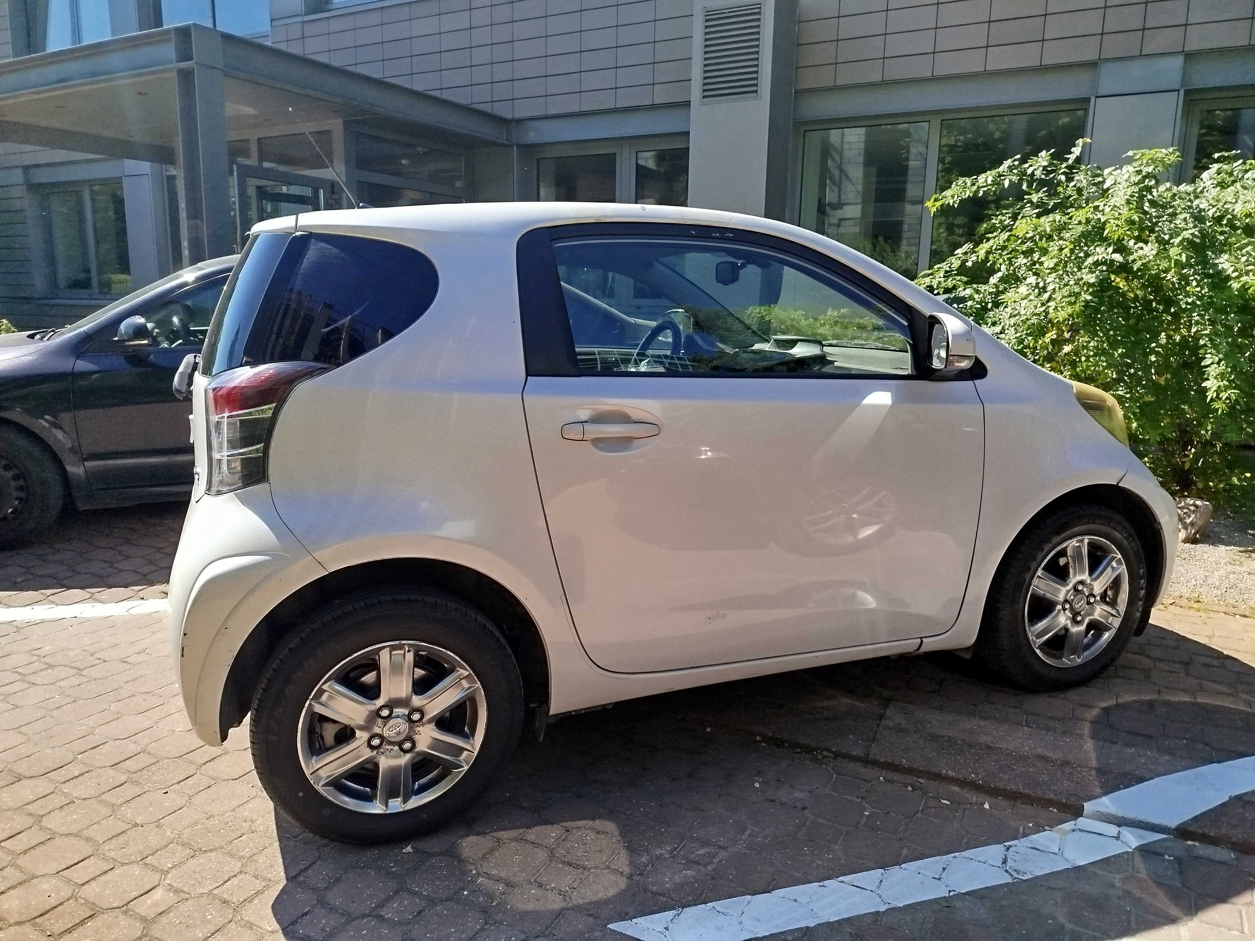Toyota IQ - automat - fajne miejskie auto