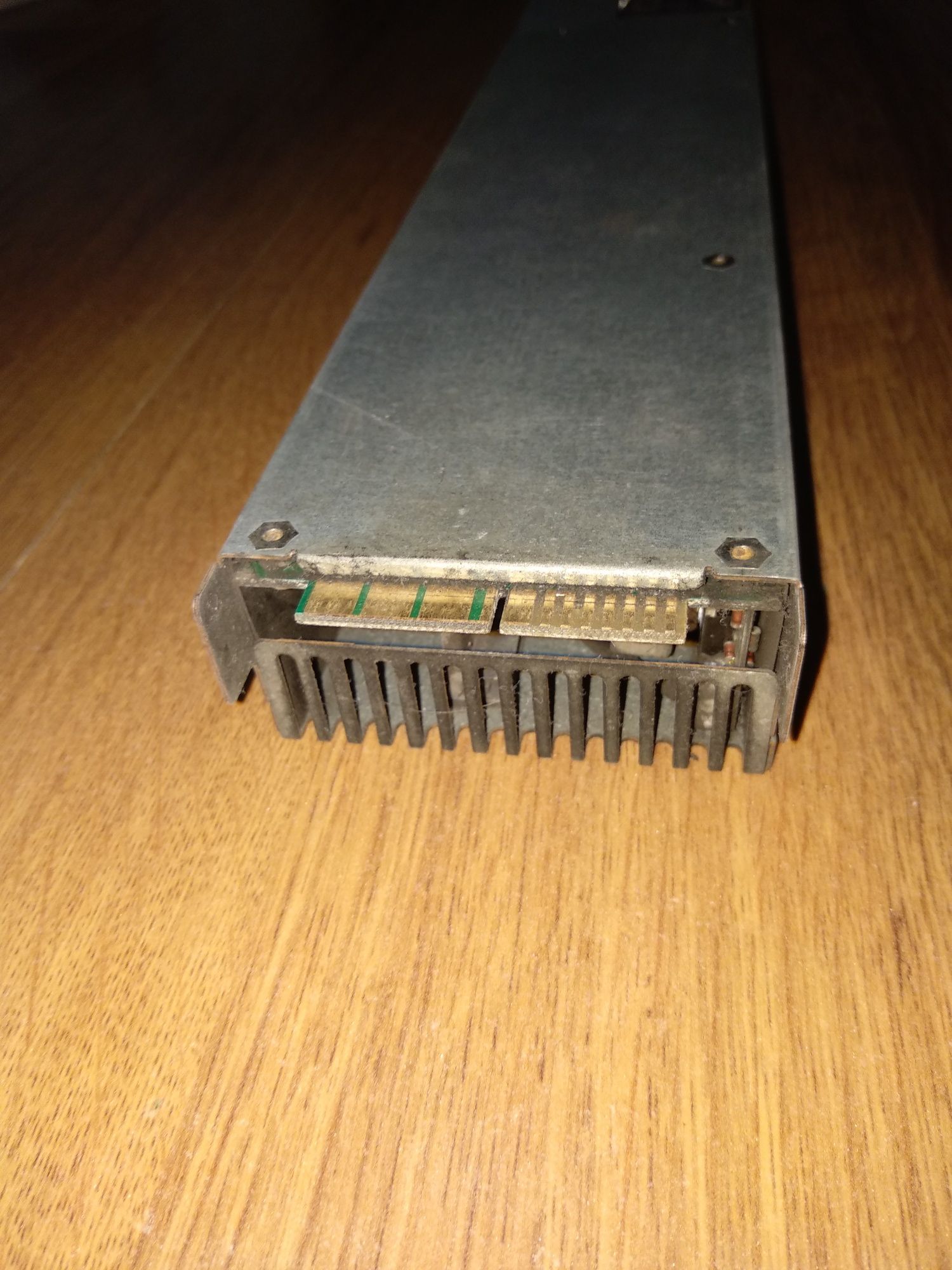 Серверный блок питания SuperMicro 980Вт 12В - 81А