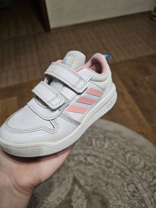 Кросівки кросівки адідас оригінал adidas