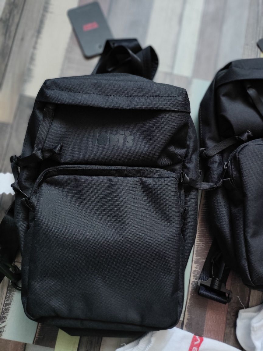 Dwa nowe plecaki LEVI'S +skarpetki