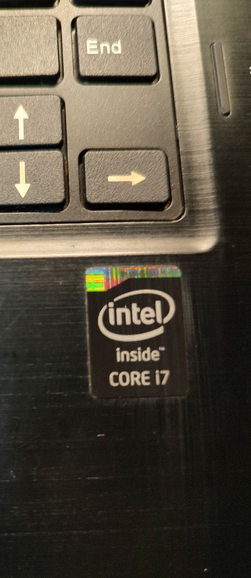 Fujitsu lifebook U554. I7 4500U. 8gb RAM .SSD 500 gb.