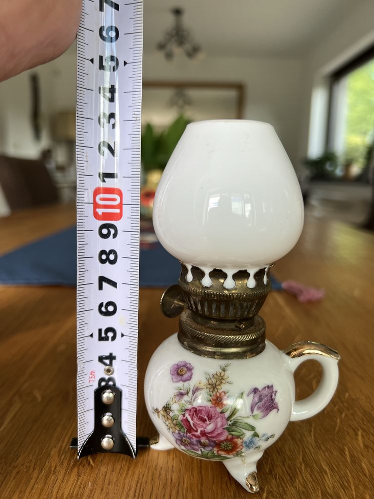 Mała lampa naftowa kolekcjonerska 13cm