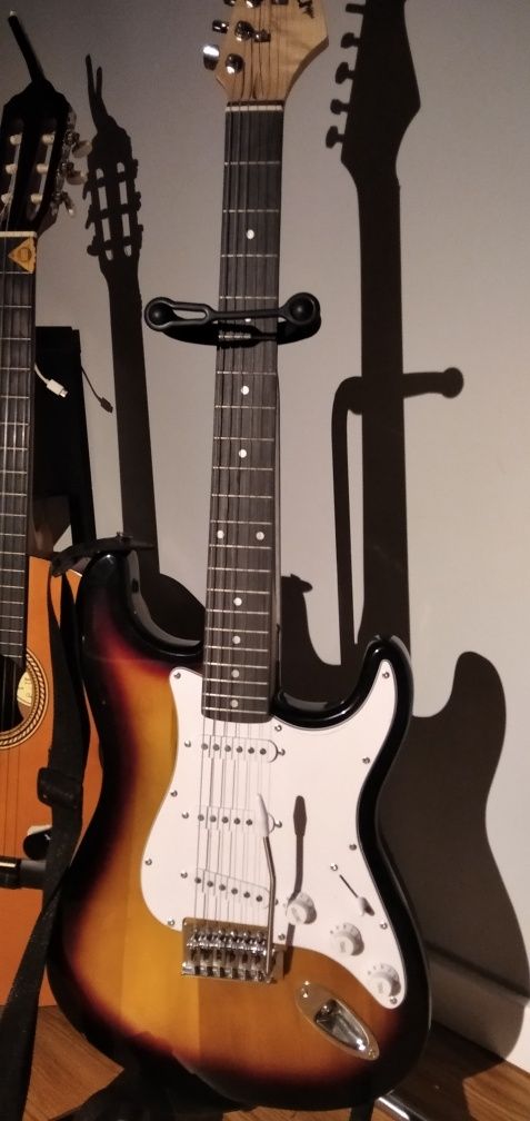 Guitarra Nova+2 amplificadores (usado/novo)+acessórios
