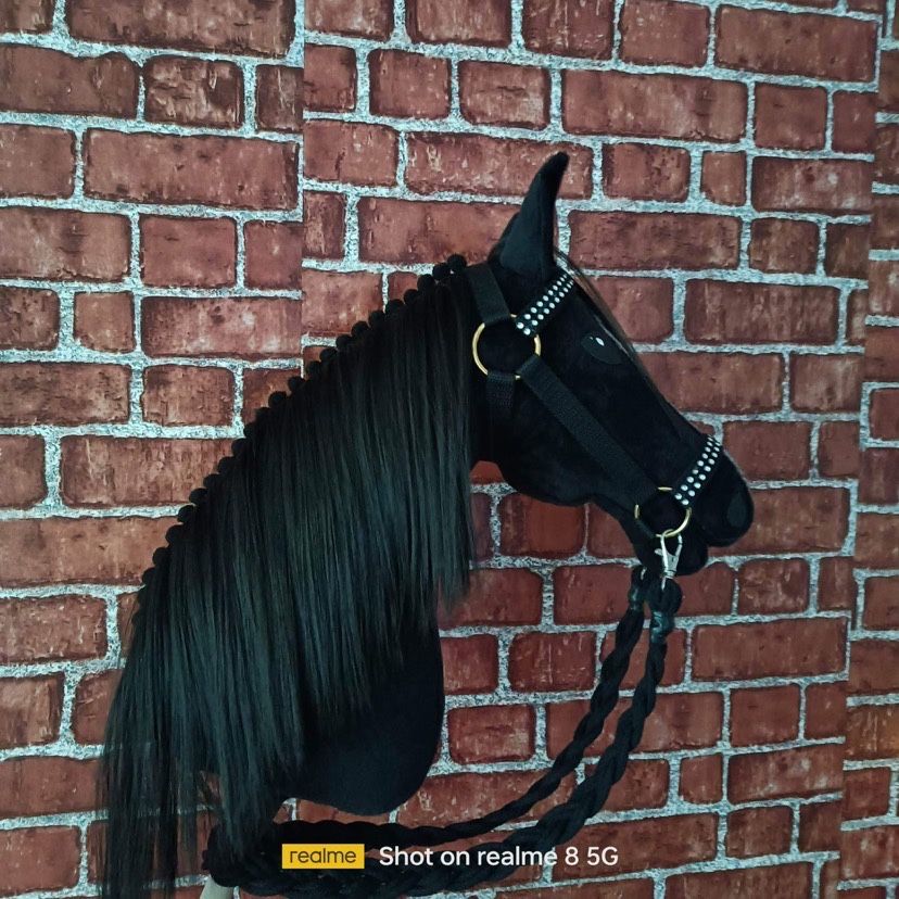 Piekny kary hobby horse na kiju nowy, prezent, komunia, urodziny