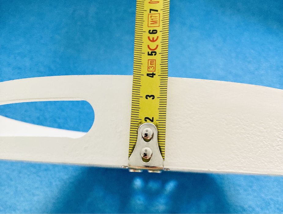 Biała ażurowa taca podstawka podkładka