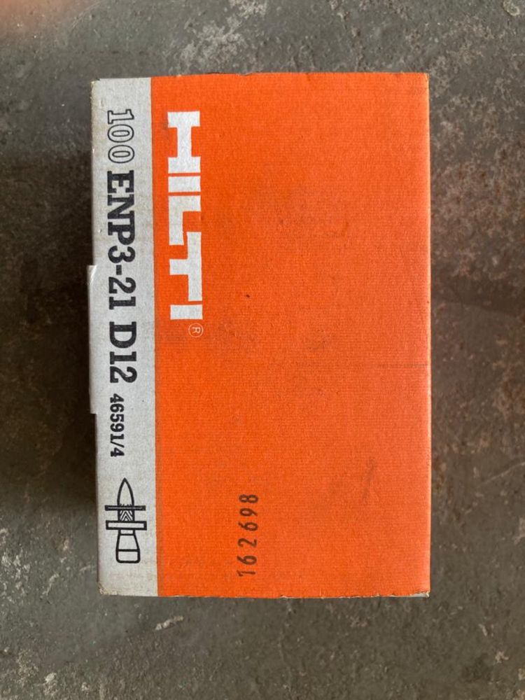 Kołki Hilti z gwintem (6 paczek po 100 szt.)