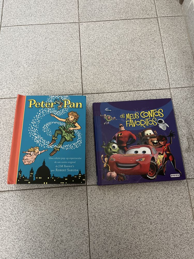 2 livros Peter Pan e os meus contos favoritos