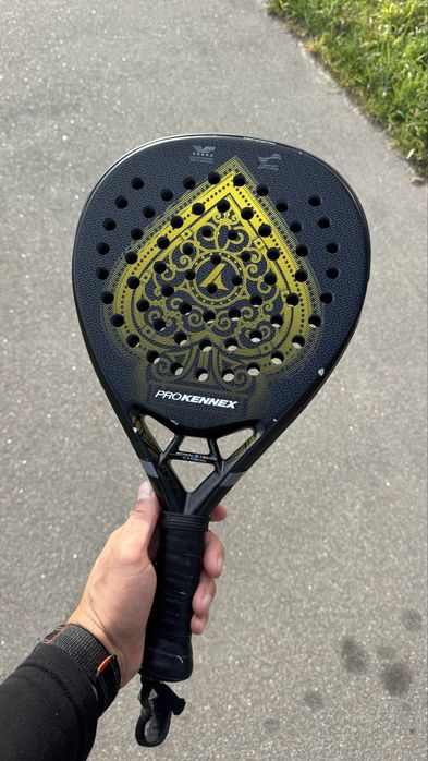 Продам топову ракетку для падел ProKennex Black Ace Gold ручка 4 1/4-2