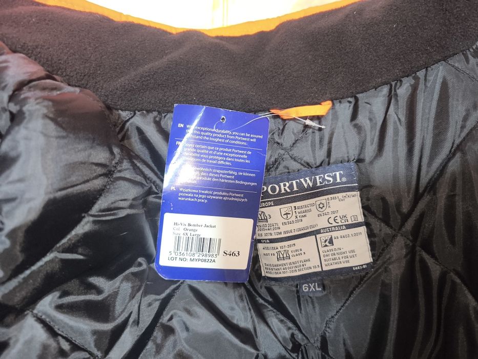 світловідбивна куртка-бомбер Portwest Hi-Vis Bomber Jacket