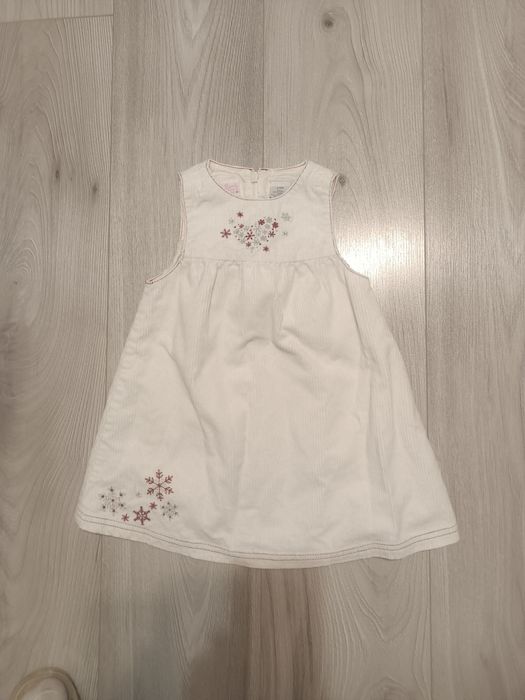 Sukienka dziewczęca świąteczna