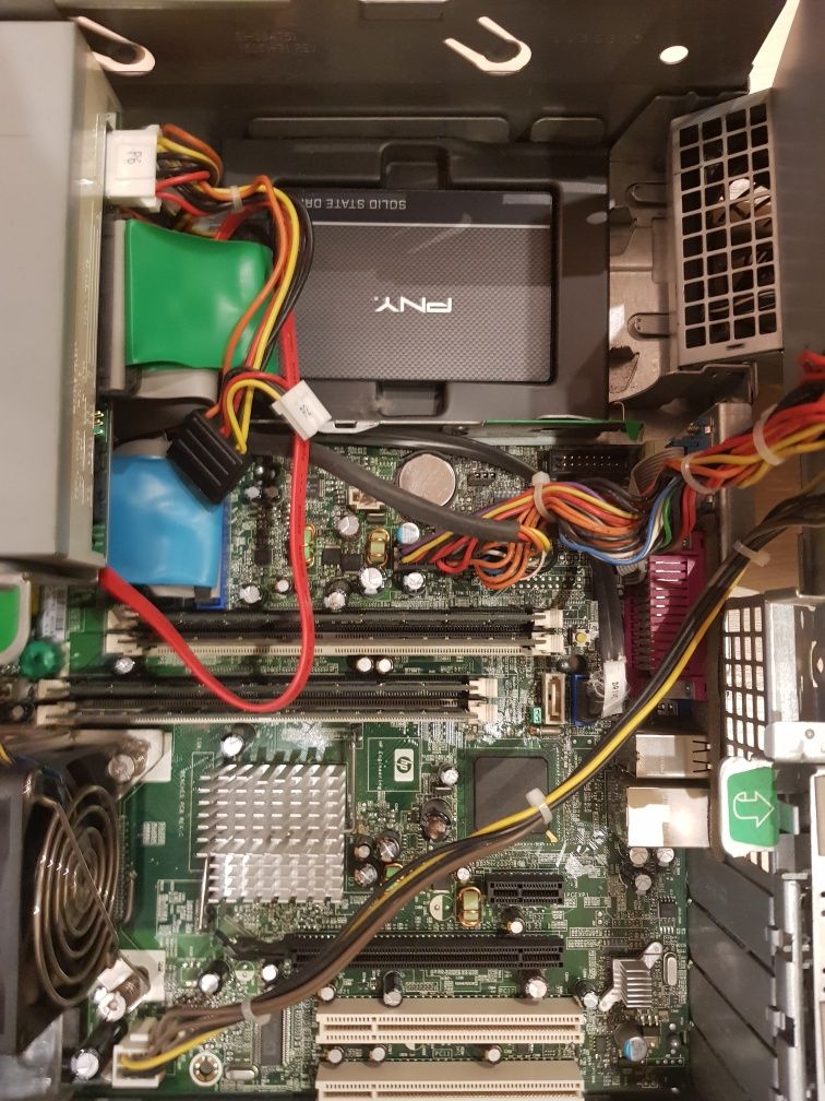 Продам НР Compaq, Ssd 240, Lg17