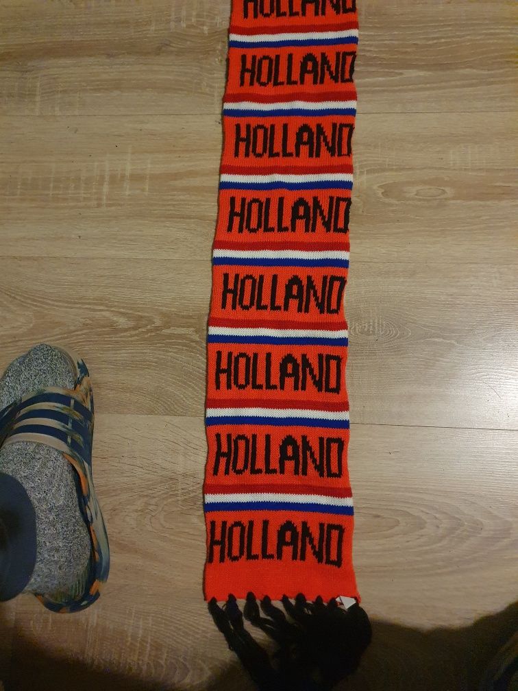 Szalik piłkarski Holland