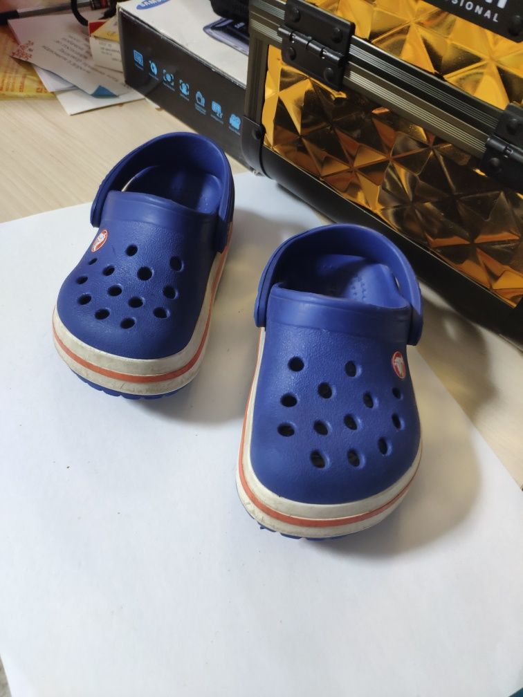 Оригінальні крокси фірми CROCS