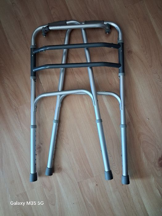 Chodzik rehabilitacyjny, Chodzik dla seniora