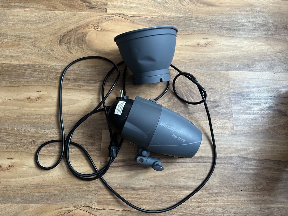 Вспишка Mircopro MQ-150S с рефлектором
