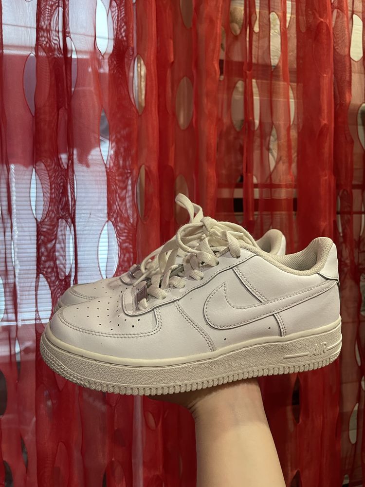 Кросівки nike force