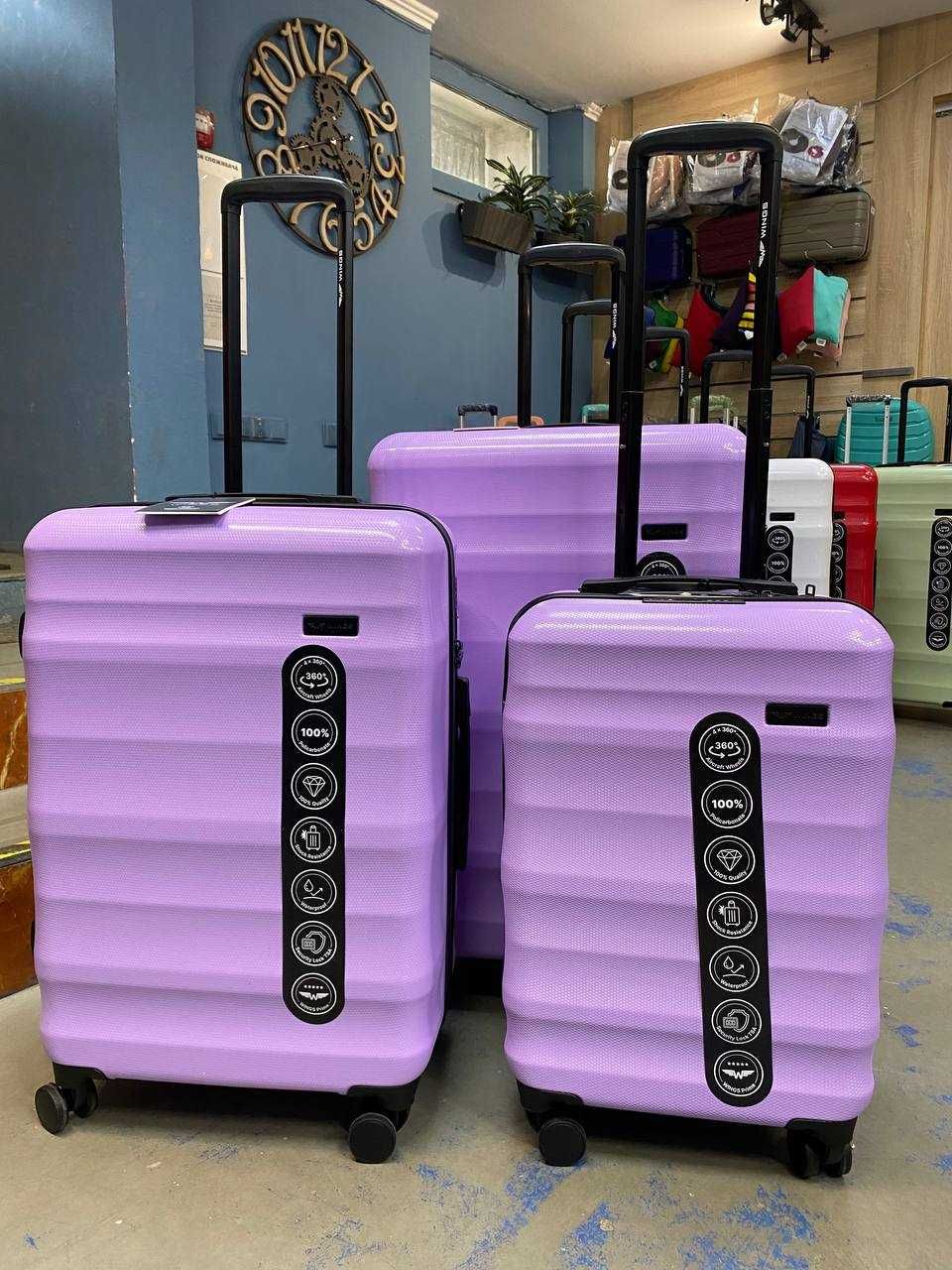 Чемодан,валіза wings з полікарбонату 100% стійкий .