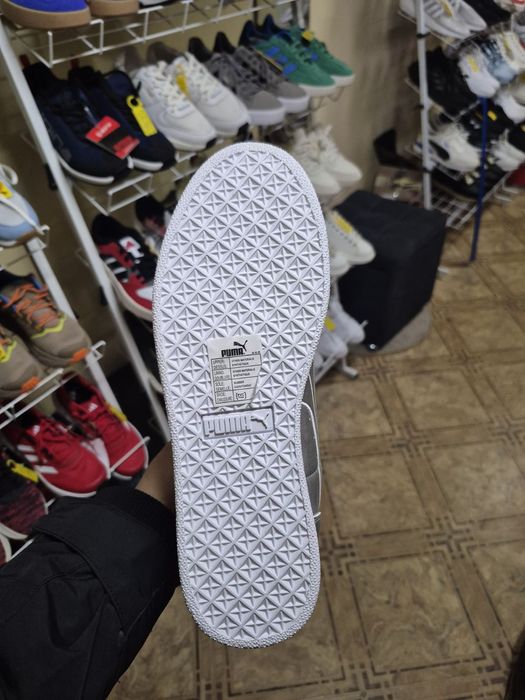 Жіночі кросівки Puma First Round Flip Metal WP(Оригінал)40,5-26см