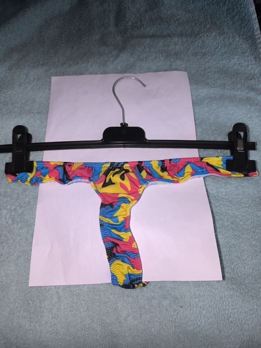 Stringi męskie push up