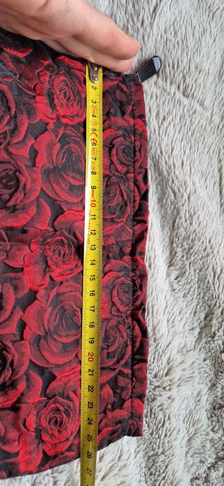 Przepiękna duża Kosmetyczka w kwiaty, róże