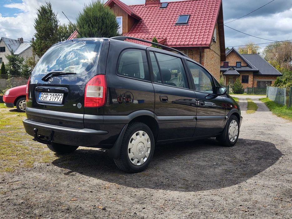 Opel Zafira, 7 osobowa, Klimatyzacja, Hak.