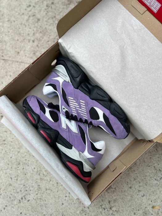 Чоловічі кросівки New Balance 9060 Violer Noir 41