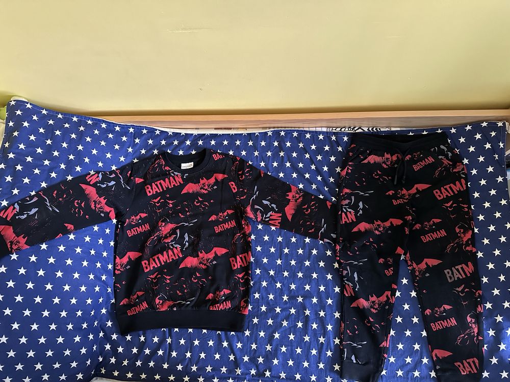 Komplet dresowy dla chłopca (bluza + dresy) rozm. 134