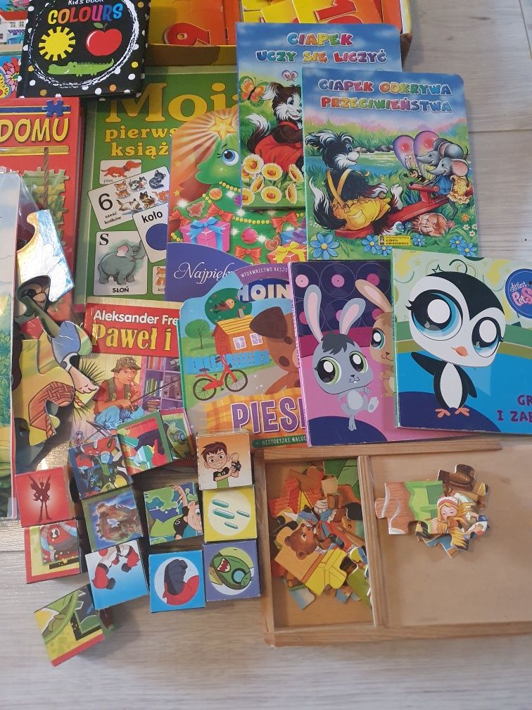 Książeczki ,puzzle ,układanki