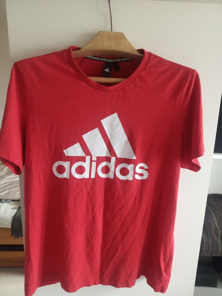 Adidas czerwona koszulka L