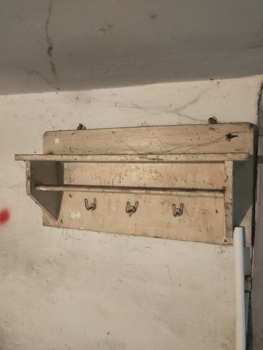 Półka stara kuchenna